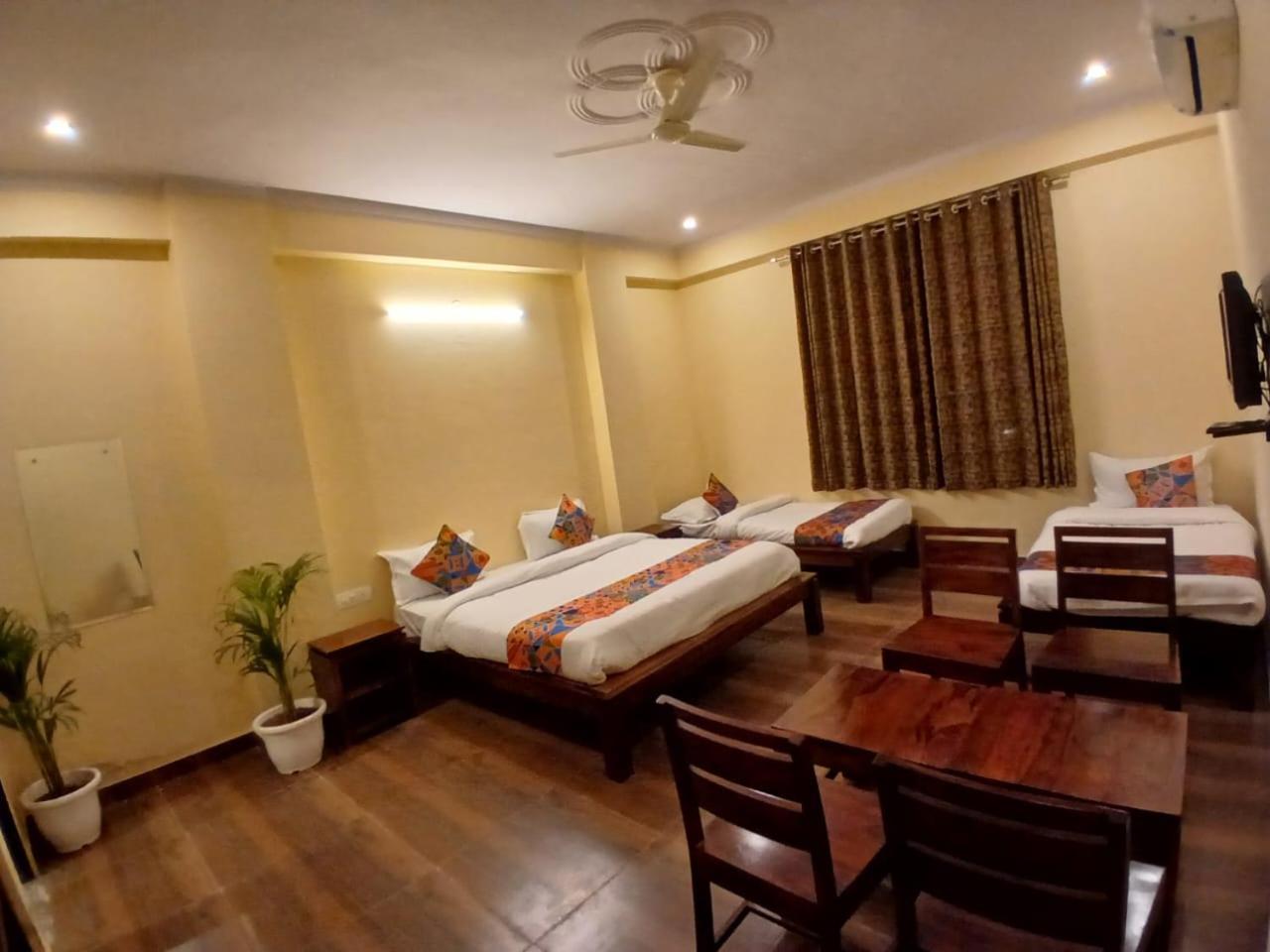 Hotel G M I, Sikar Road Джапур Экстерьер фото